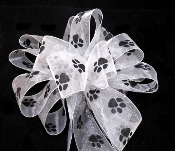 paw print ribbon